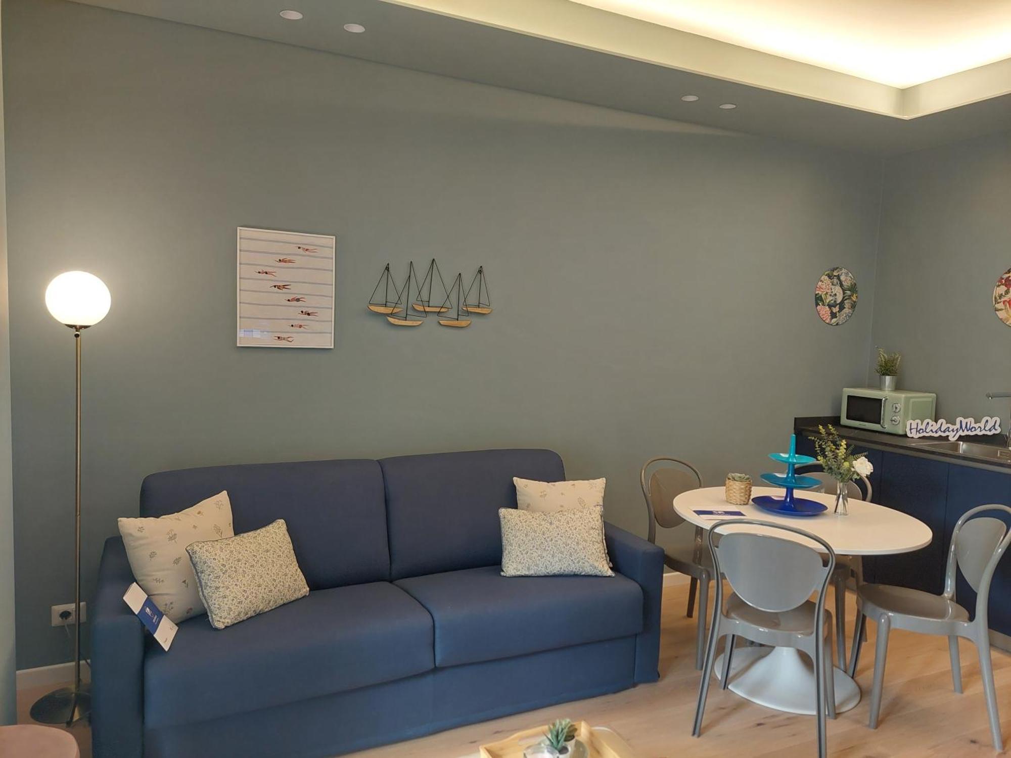 Apartment House Rosemary By World *